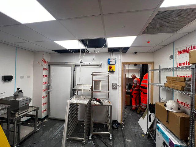 Cold room installation